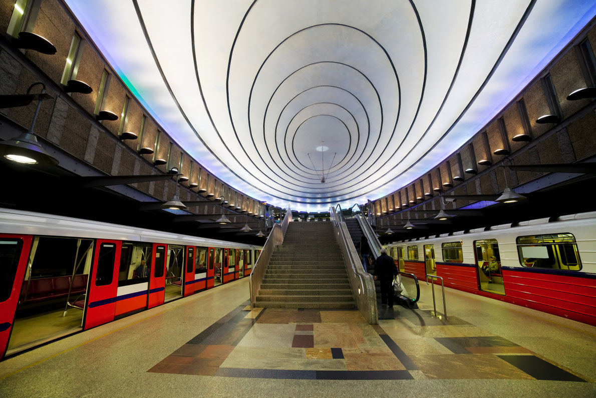 best-subway-stations-in-europe-plac-wilsona-european-best-destinations-copyright-artur-bogacki.jpg